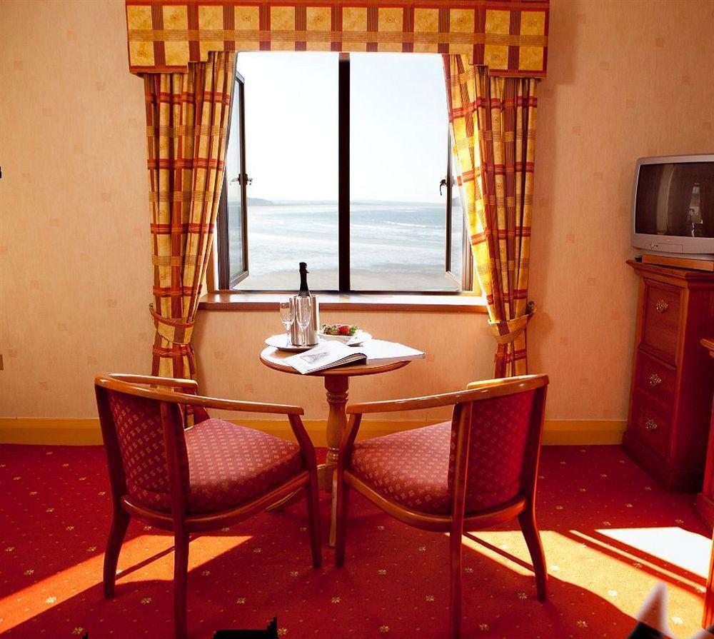 Waterfront House & Restaurant Hotel